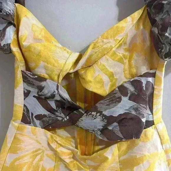 Autumm Adeigbo - Picture 4 of 8